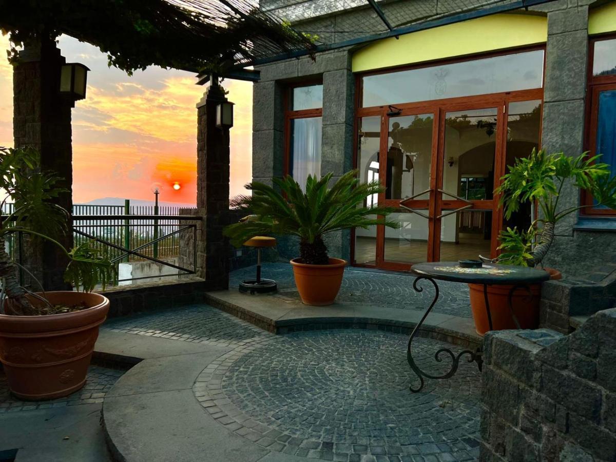 Hotel Belvedere 3*